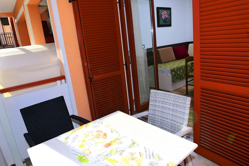 Apartments Zdjelar Poreč Eksteriør bilde