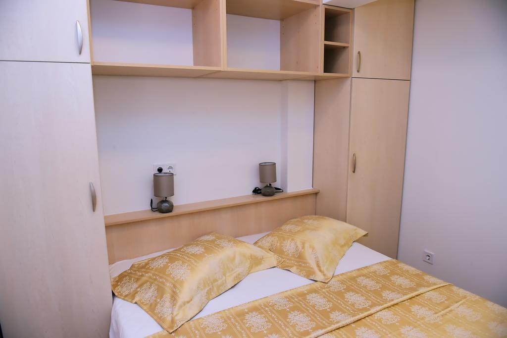 Apartments Zdjelar Poreč Eksteriør bilde