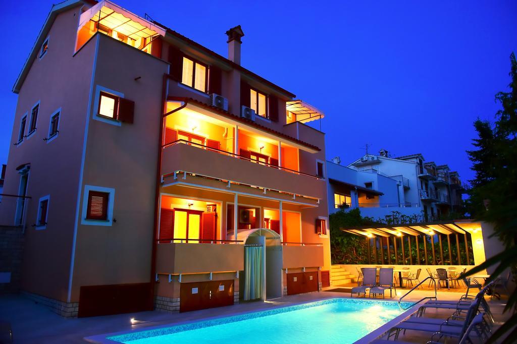 Apartments Zdjelar Poreč Eksteriør bilde