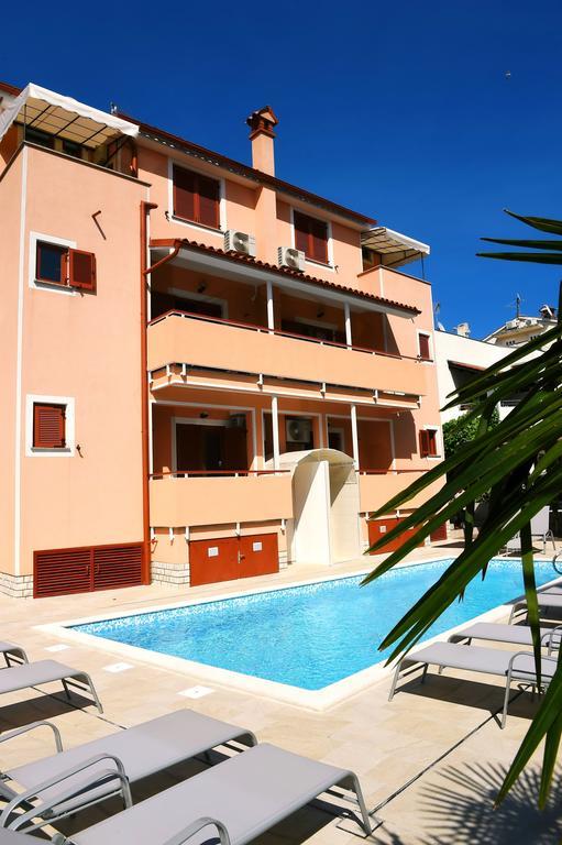 Apartments Zdjelar Poreč Eksteriør bilde